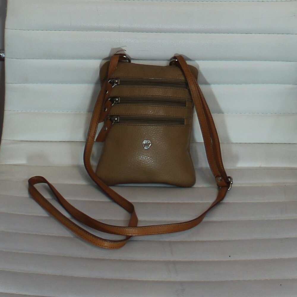 Valentina Genuine Leather Beige crossbody messager bag  Made in Italy